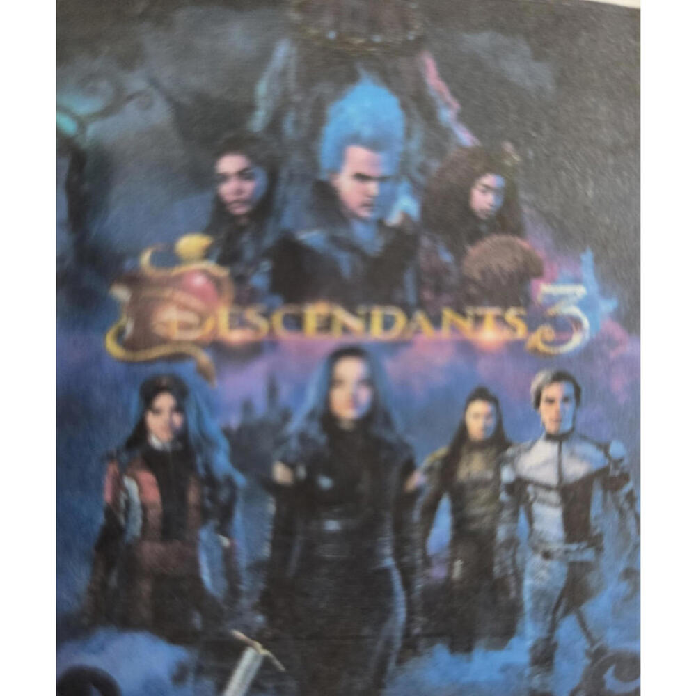 Disney Descendants 3 Plush Throw Blanket 60" x 50" New Unused